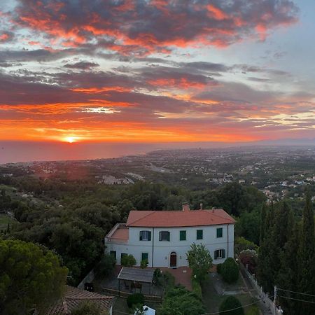 Room In Villa -Livorno - Montenero 外观 照片